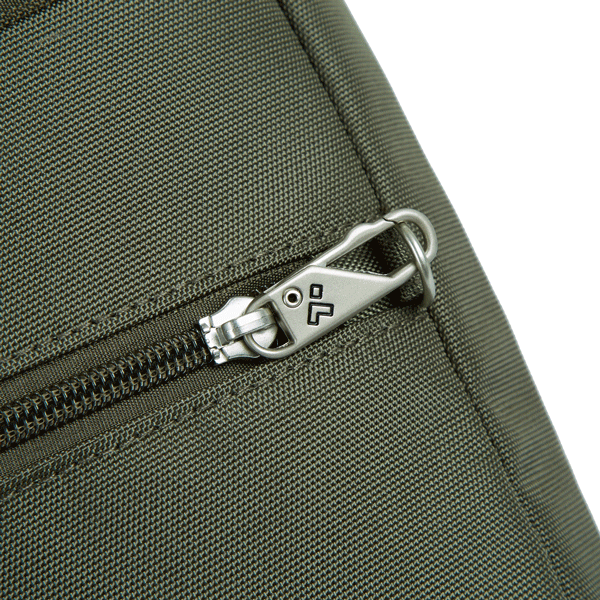 16443045_420 16443045_420