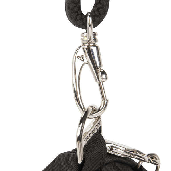 17843485_500 17843485_500